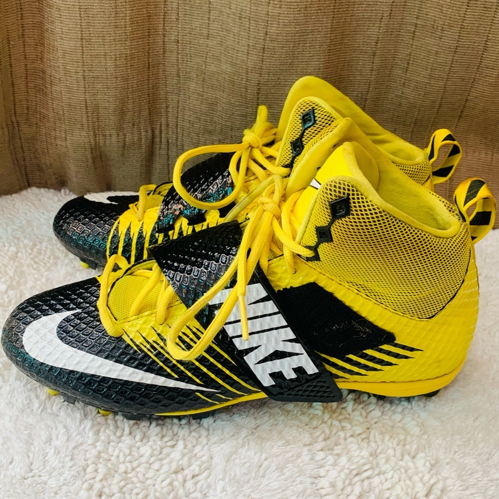 Nike Men’s Lunarbeast Pro Football Cleats Black and Yellow Size 12 (minor flaws)